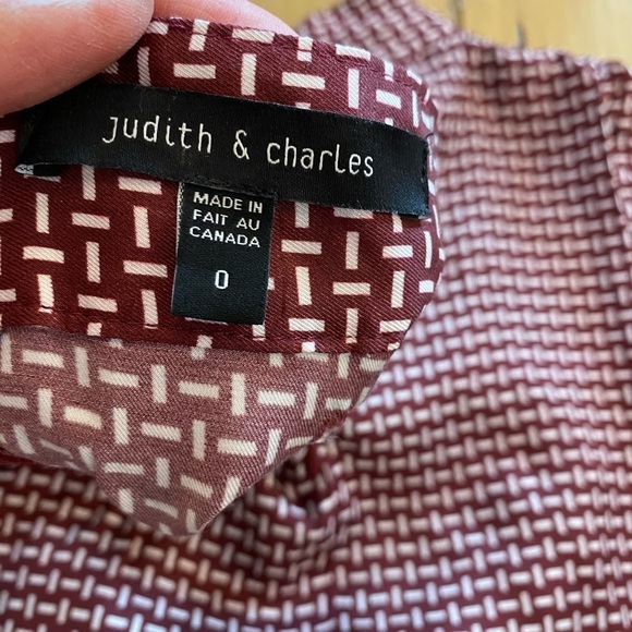 Judith & Charles Women’s Sleeveless Blouse Mathys Geo Print Plum New size 0-2 - Picture 7 of 12
